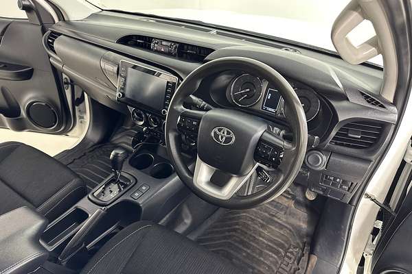 2021 Toyota HILUX SR (4x4) GUN126R 4X4