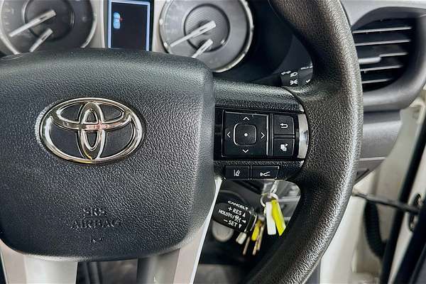 2022 Toyota HILUX SR (4x4) GUN126R 4X4