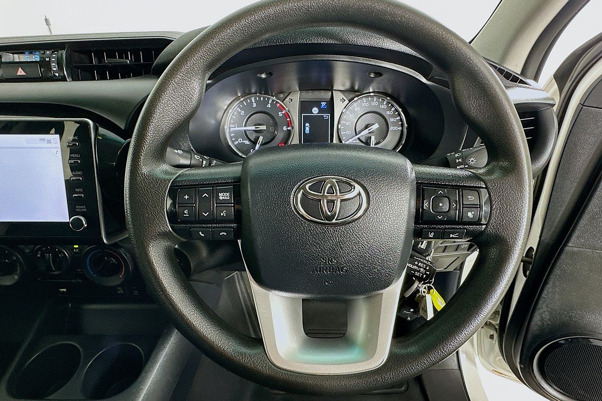 2022 Toyota HILUX SR (4x4) GUN126R 4X4