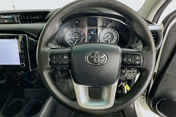 2022 Toyota HILUX SR (4x4) GUN126R 4X4