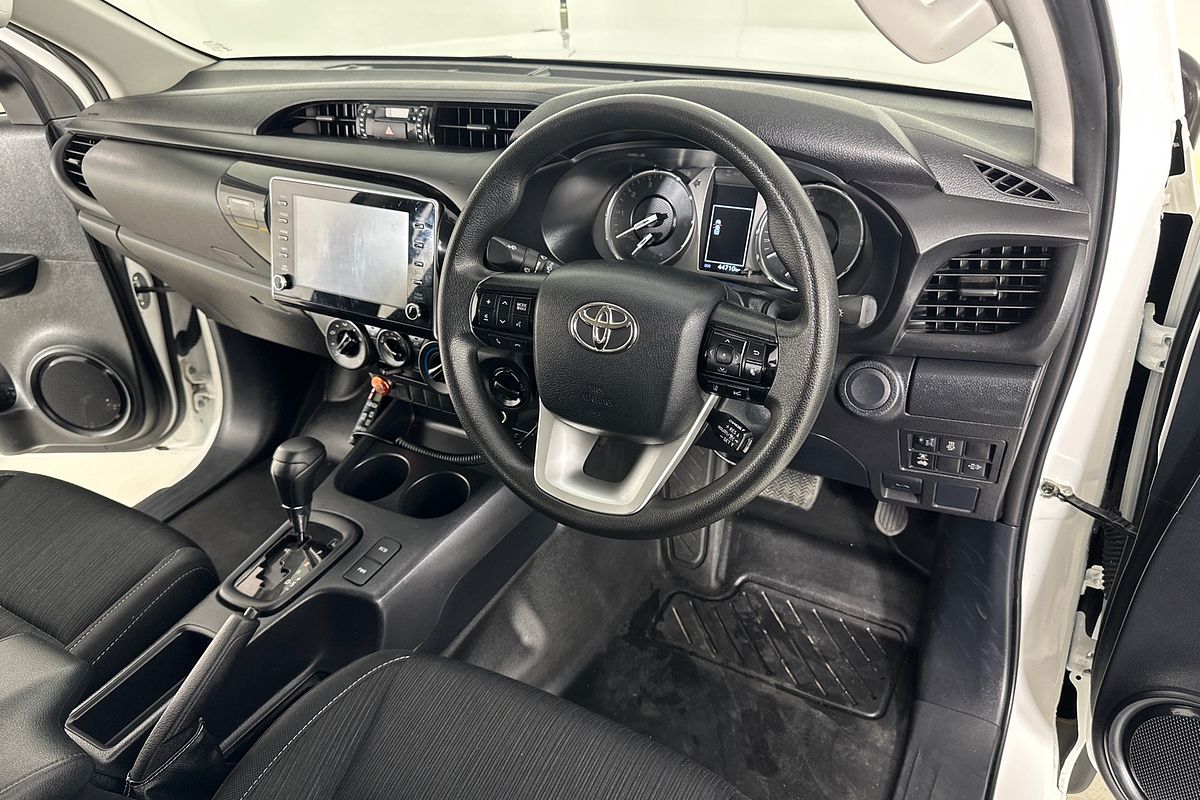 2022 Toyota HILUX SR (4x4) GUN126R 4X4