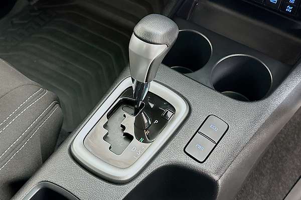 2022 Toyota HILUX SR5 (4x4) GUN126R 4X4