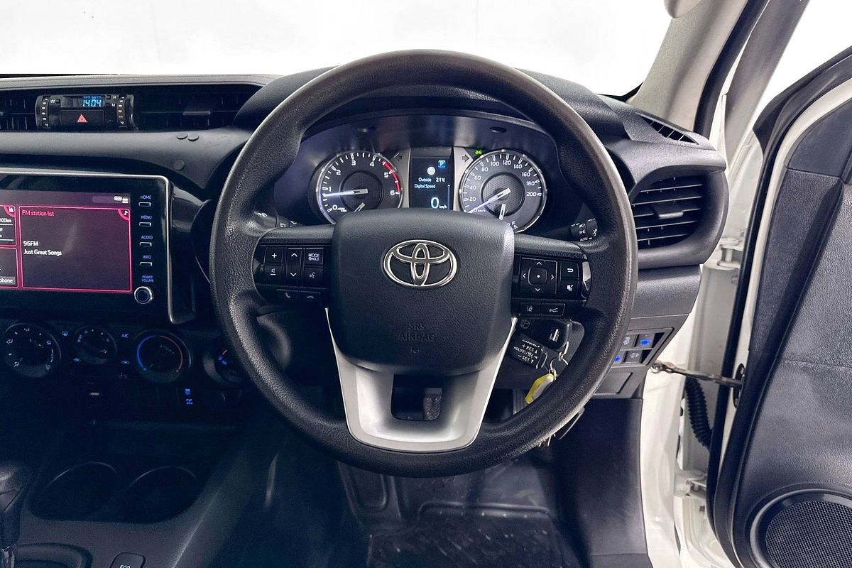 2021 Toyota HILUX SR (4x4) GUN126R 4X4