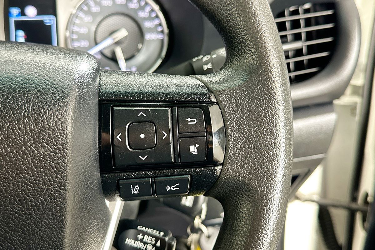 2021 Toyota HILUX SR (4x4) GUN126R 4X4