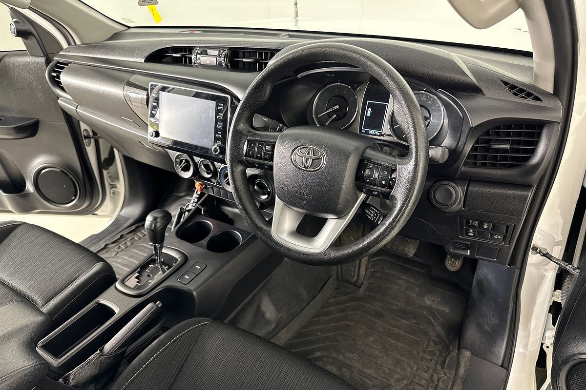2022 Toyota HILUX SR (4x4) GUN126R 4X4