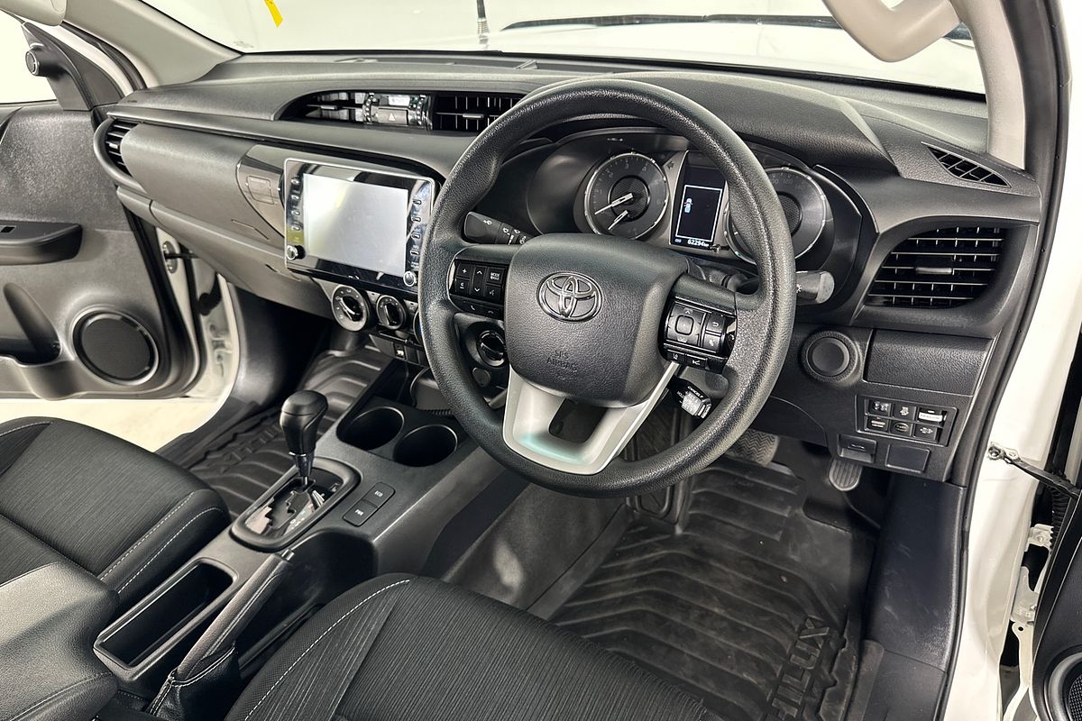 2023 Toyota HILUX SR (4x4) GUN126R 4X4