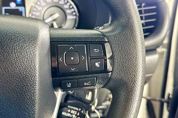 2023 Toyota HILUX SR (4x4) GUN126R 4X4