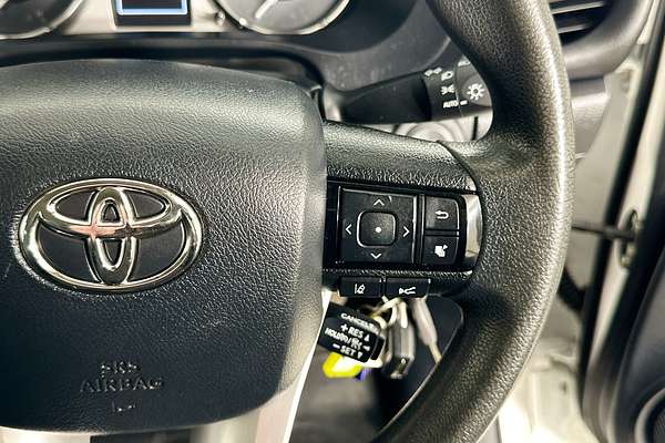 2022 Toyota HILUX SR (4x4) GUN126R 4X4