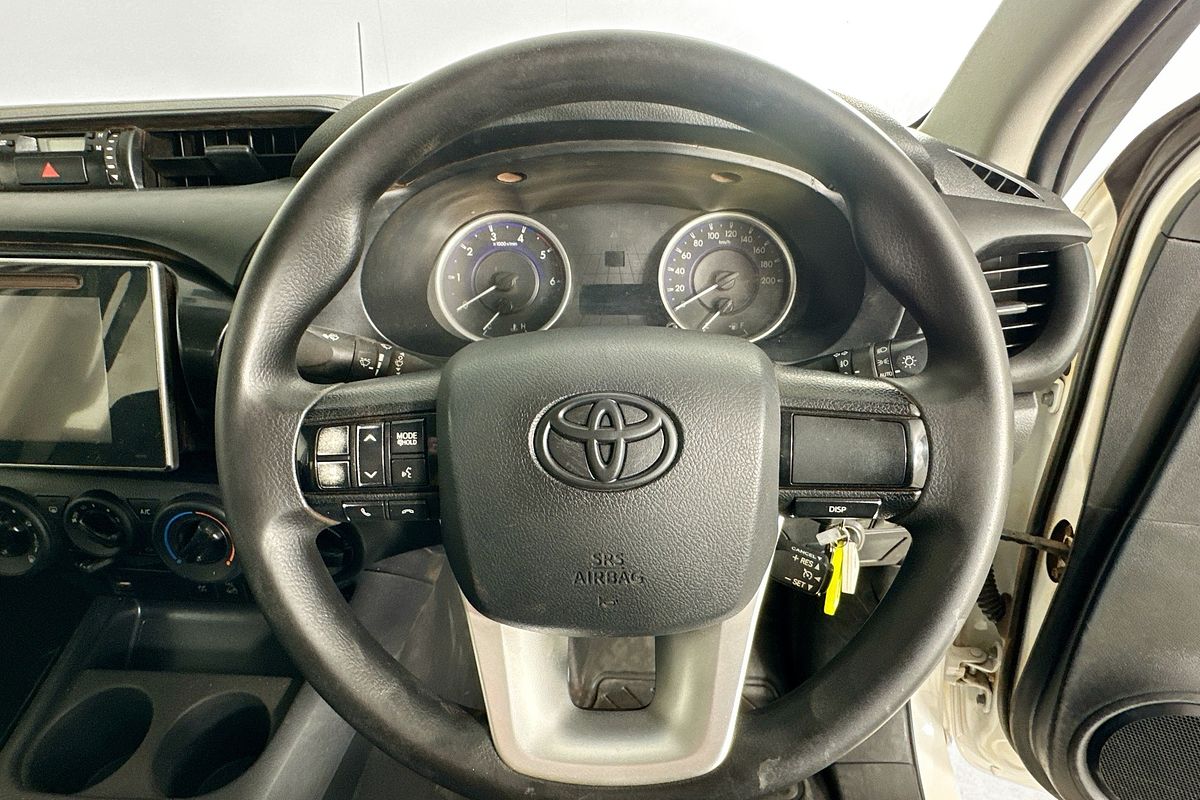 2019 Toyota HILUX SR (4x4) GUN126R MY19 4X4