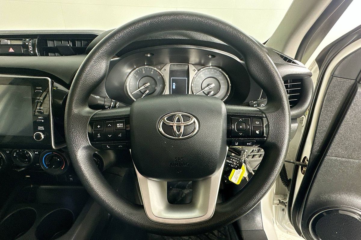 2021 Toyota HILUX SR (4x4) GUN126R 4X4