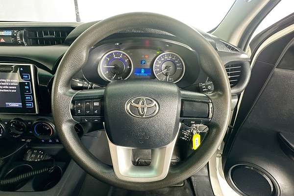 2018 Toyota HILUX SR (4x4) GUN126R MY17 4X4