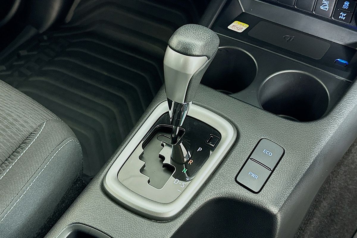 2024 Toyota Hilux SR5 (4x4) GUN126R 4X4