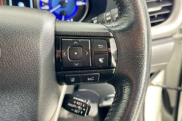 2020 Toyota HILUX SR5 (4x4) GUN126R MY19 UPGRADE 4X4
