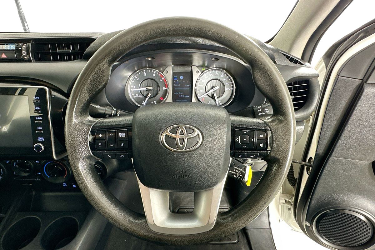 2021 Toyota HILUX SR (4x4) GUN126R 4X4