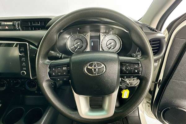 2022 Toyota HILUX SR (4x4) GUN126R 4X4