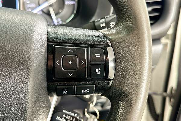 2021 Toyota HILUX SR (4x4) GUN126R FACELIFT 4X4