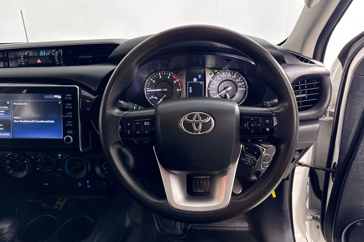 2022 Toyota HILUX SR (4x4) GUN126R 4X4