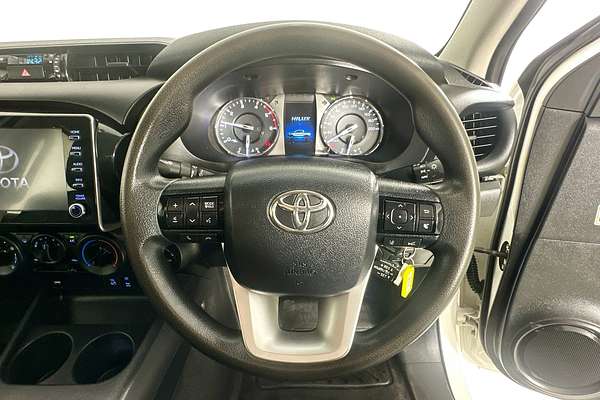 2021 Toyota HILUX SR (4x4) GUN126R FACELIFT 4X4