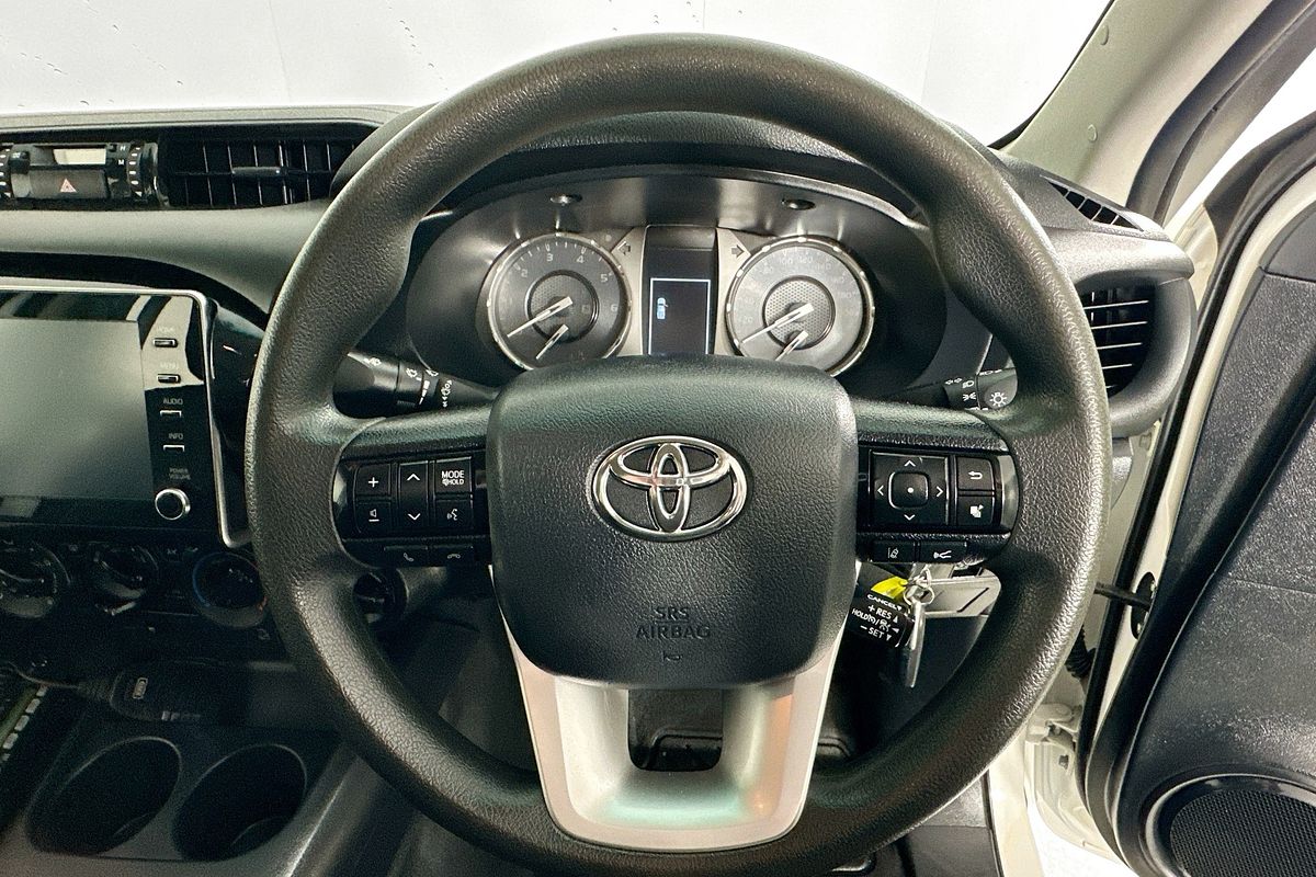 2022 Toyota HILUX SR (4x4) GUN126R 4X4