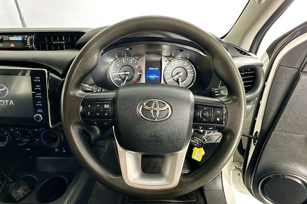 2021 Toyota HILUX SR (4x4) GUN126R 4X4
