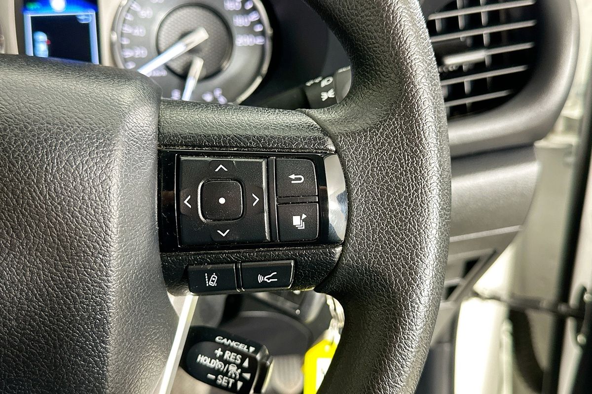 2023 Toyota HILUX SR (4x4) GUN126R 4X4