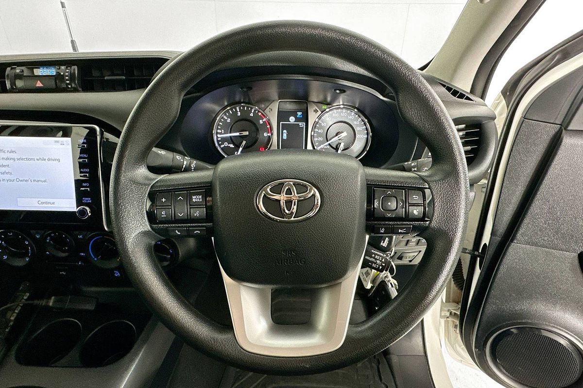 2024 Toyota HILUX SR (4x4) GUN126R 4X4