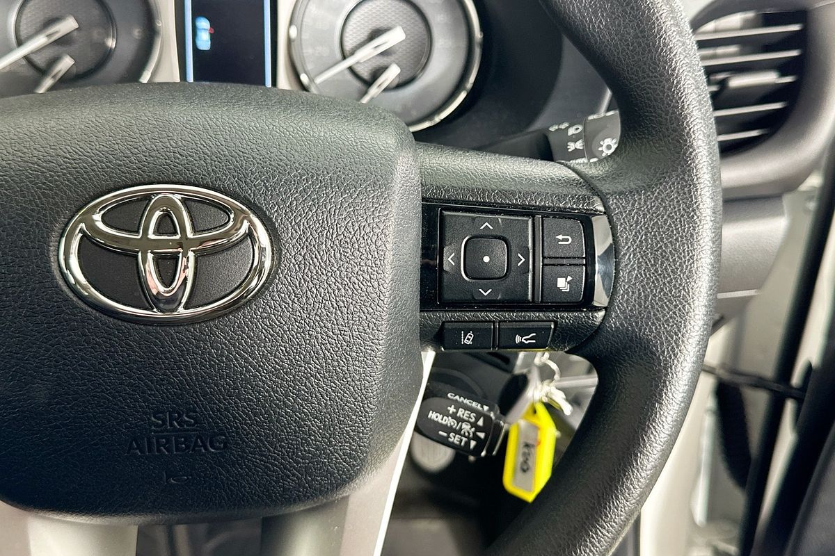2024 Toyota HILUX SR (4x4) GUN126R 4X4