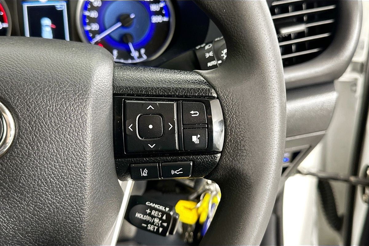 2019 Toyota HILUX SR (4x4) GUN126R MY19 4X4