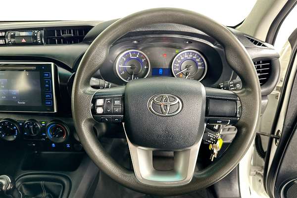 2019 Toyota HILUX SR (4x4) GUN126R MY19 4X4