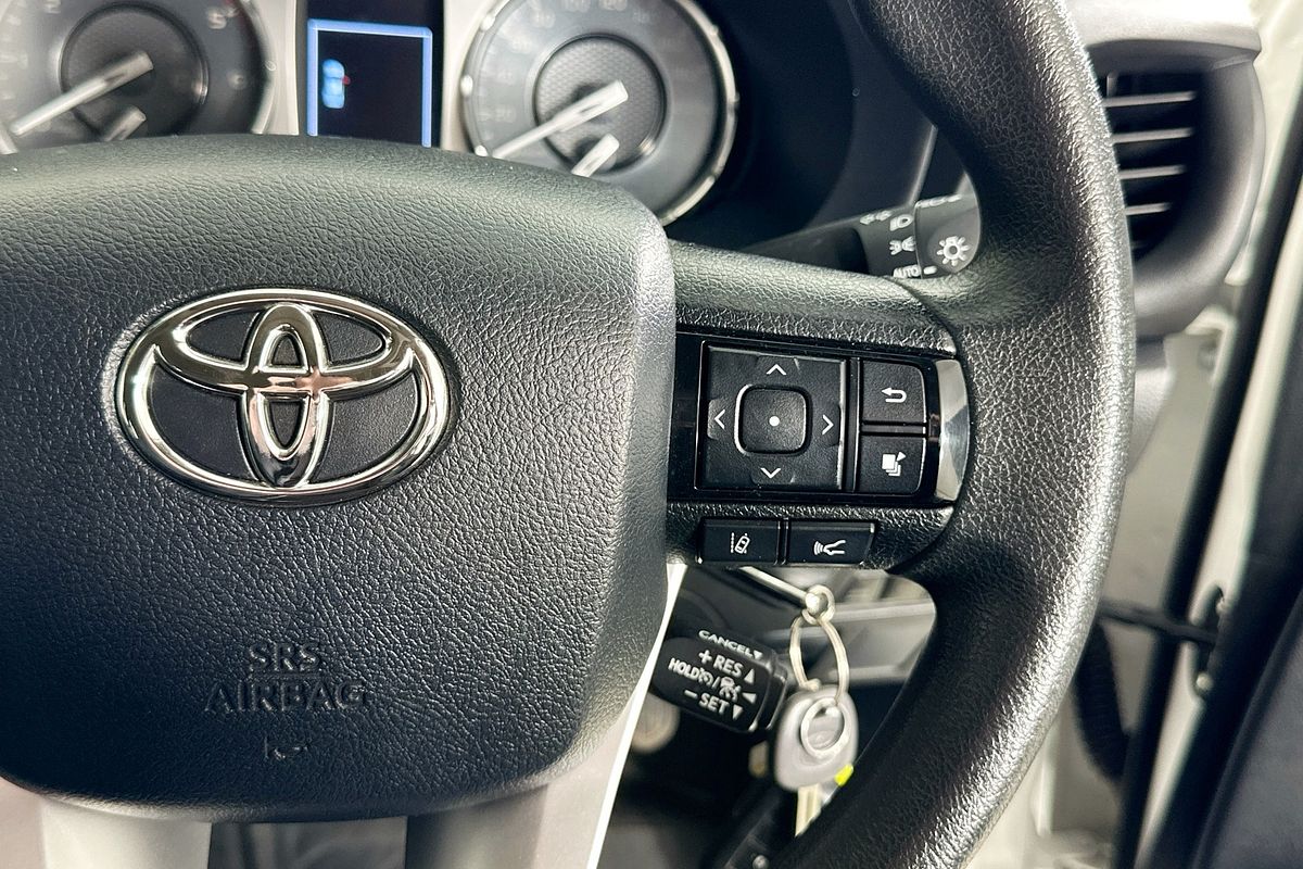 2023 Toyota HILUX SR (4x4) GUN126R 4X4