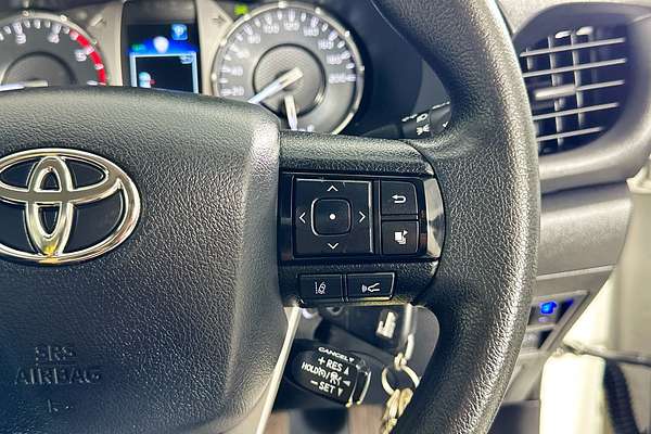 2021 Toyota HILUX SR (4x4) GUN126R FACELIFT 4X4