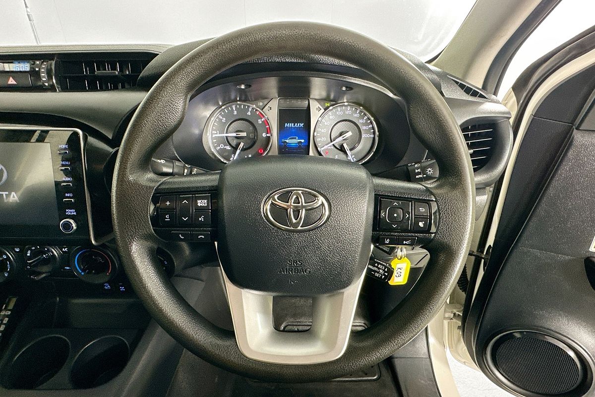 2021 Toyota HILUX SR (4x4) GUN126R FACELIFT 4X4
