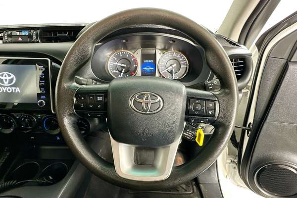 2022 Toyota HILUX SR (4x4) GUN126R 4X4