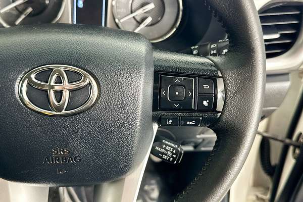 2021 Toyota HILUX SR5 (4x4) GUN126R 4X4