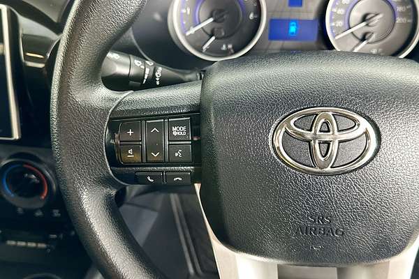 2018 Toyota HILUX SR (4x4) GUN126R MY17 4X4