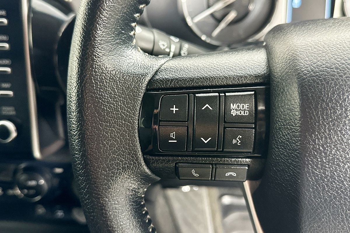 2022 Toyota HILUX SR5 (4x4) GUN126R 4X4