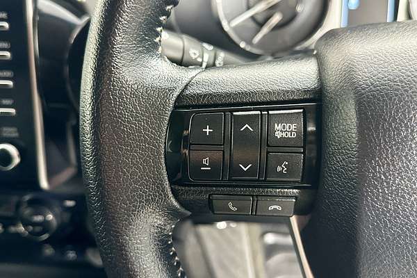 2022 Toyota HILUX SR5 (4x4) GUN126R 4X4