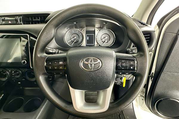 2022 Toyota HILUX SR (4x4) GUN126R 4X4