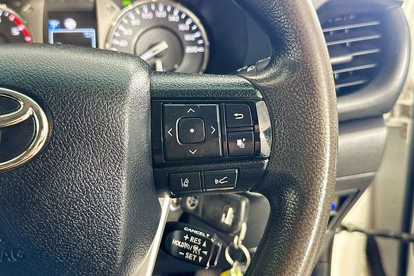 2021 Toyota HILUX SR (4x4) GUN126R FACELIFT 4X4