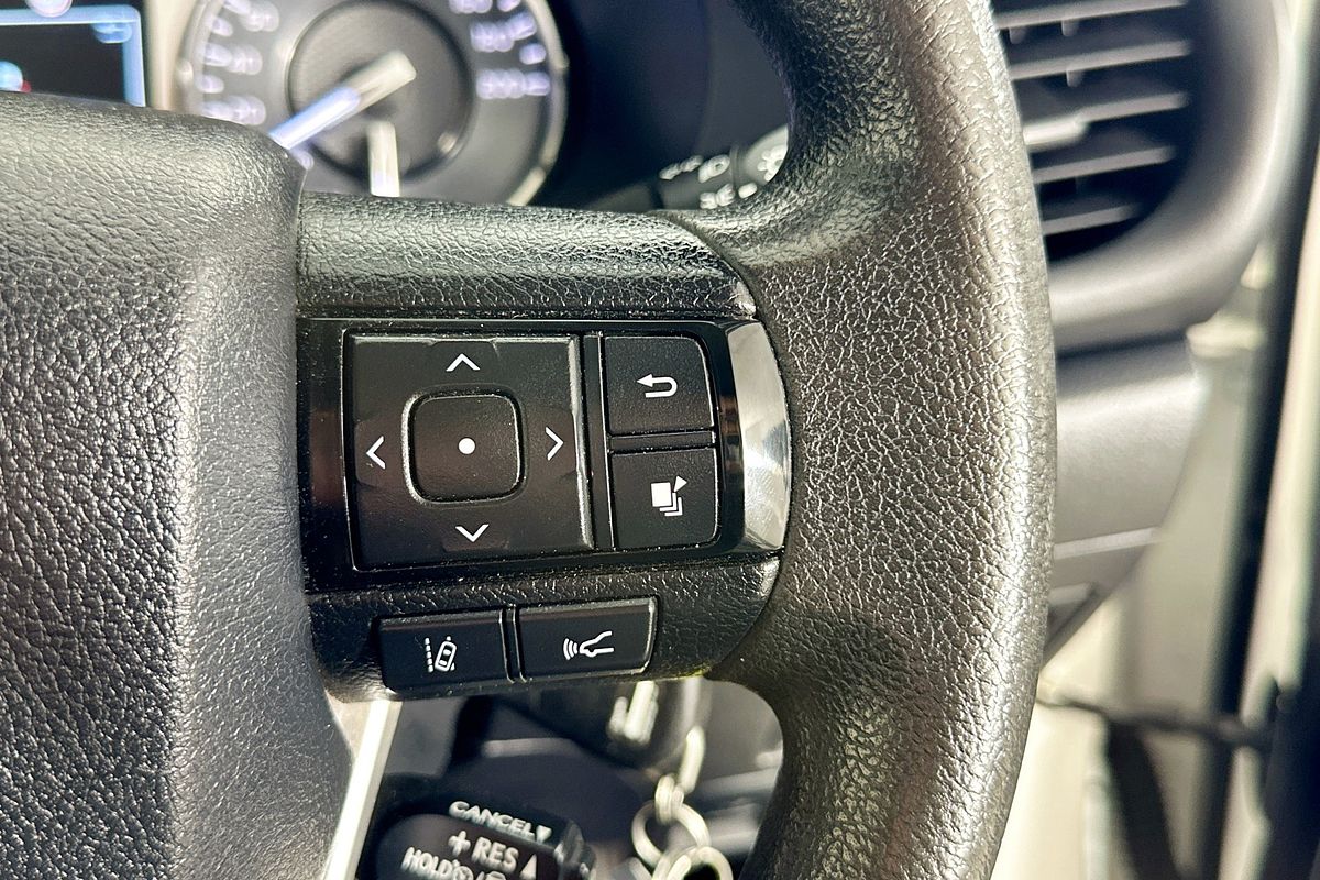 2022 Toyota HILUX SR (4x4) GUN126R 4X4