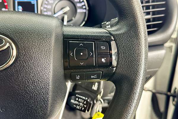 2022 Toyota HILUX SR (4x4) GUN126R 4X4