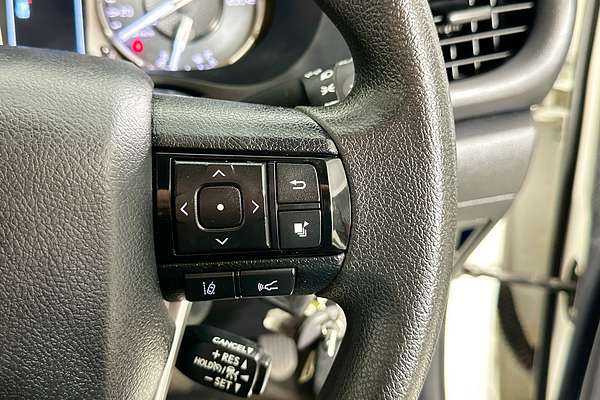 2023 Toyota HILUX SR (4x4) GUN126R 4X4