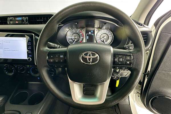 2022 Toyota HILUX SR (4x4) GUN126R 4X4