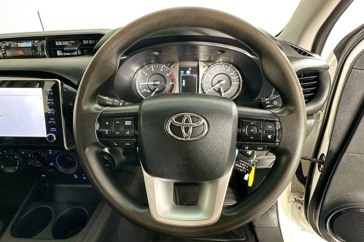 2021 Toyota HILUX SR (4x4) GUN126R 4X4