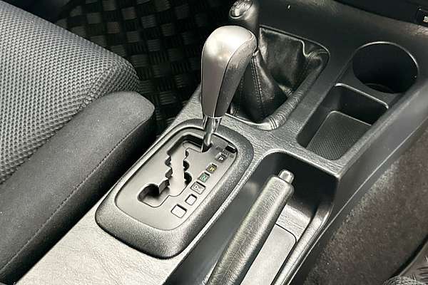 2015 Toyota HILUX SR5 (4x4) KUN26R MY14 4X4