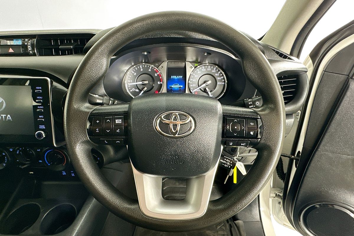 2022 Toyota HILUX SR (4x4) GUN126R 4X4