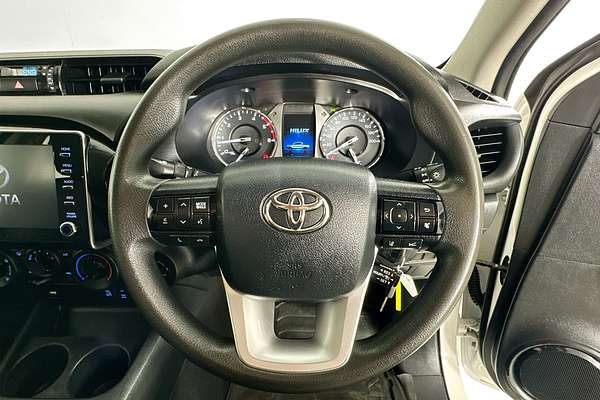 2022 Toyota HILUX SR (4x4) GUN126R 4X4
