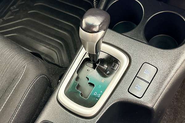 2021 Toyota HILUX SR5 (4x4) GUN126R FACELIFT 4X4