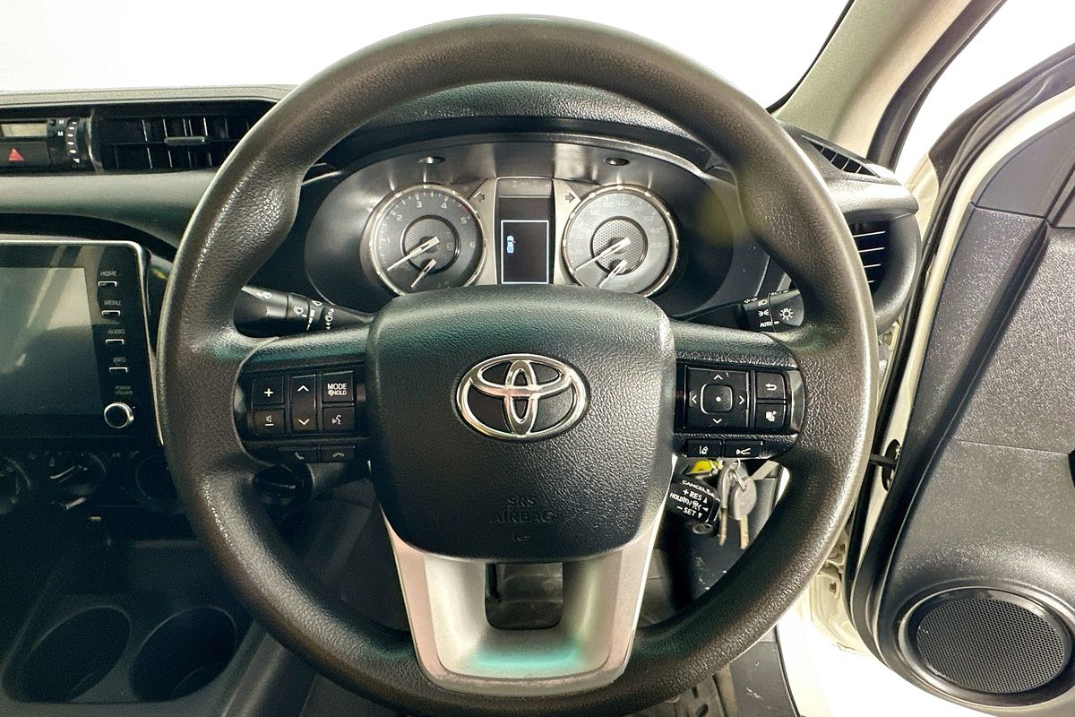 2021 Toyota HILUX SR (4x4) GUN126R FACELIFT 4X4