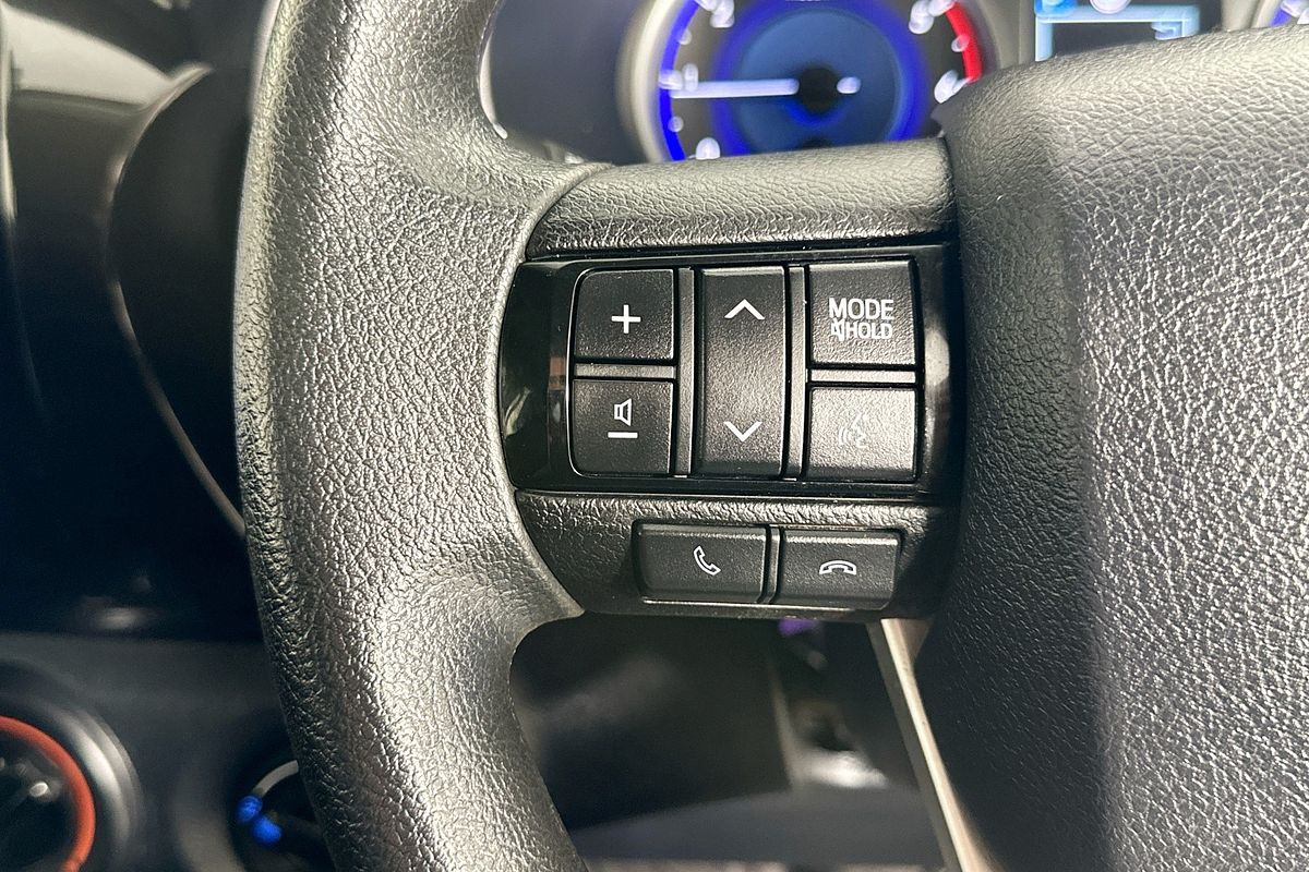 2019 Toyota HILUX SR (4x4) GUN126R MY19 4X4